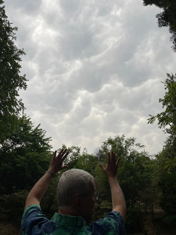 Heavy clouds after gifting - we love it!